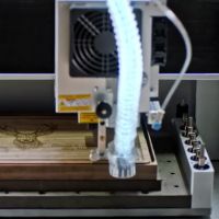 Makera Carvera – aspiração integrada